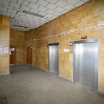 Вид главного лифтового холла Административное здание «Ивана Франко ул., 4»